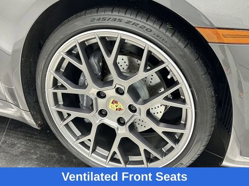 Used 2022 Porsche 911 Carrera image 14