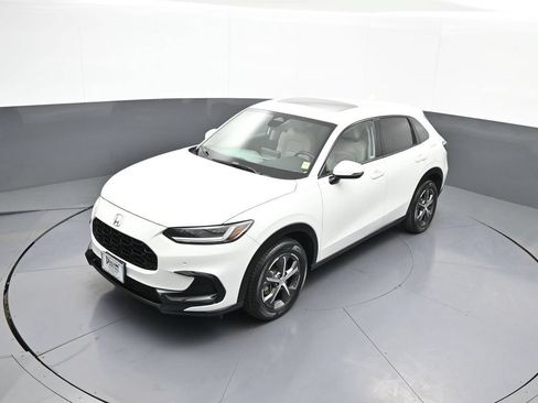 Certified 2024 Honda HR-V EX-L image 33