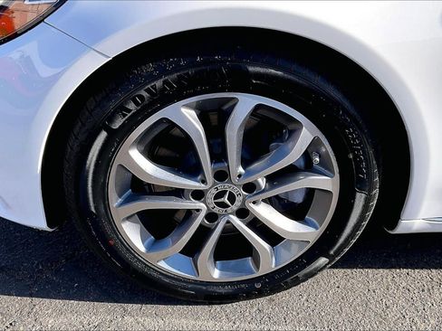 Used 2018 Mercedes-Benz C 300 Sedan image 8