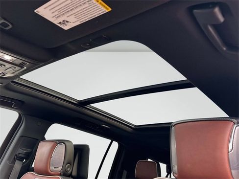 Used 2024 GMC Yukon XL Denali Ultimate image 15