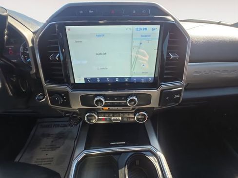 Used 2022 Ford F250 Platinum image 11