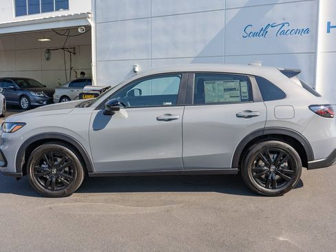 New 2026 Honda HR-V Sport image 9