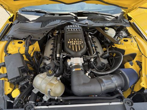 Used 2017 Ford Mustang GT w/ GT Performance Package RWD image 14
