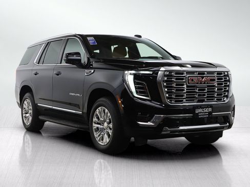 Used 2025 GMC Yukon Denali AWD/4WD image 8