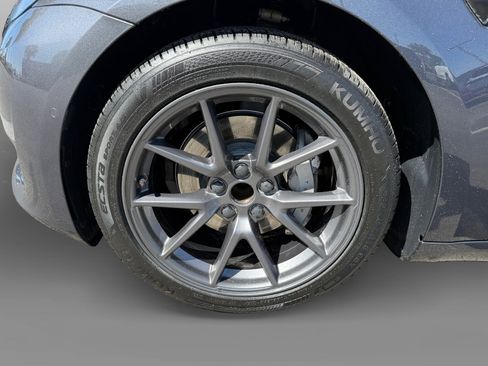 Used 2021 Tesla Model 3 Standard Range Plus image 9