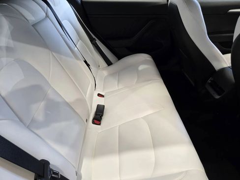 Used 2023 Tesla Model 3 Standard Range RWD image 9