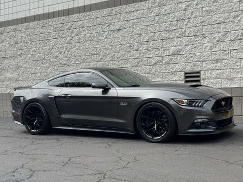 Used 2016 Ford Mustang GT Premium w/ GT Performance Package RWD image 4