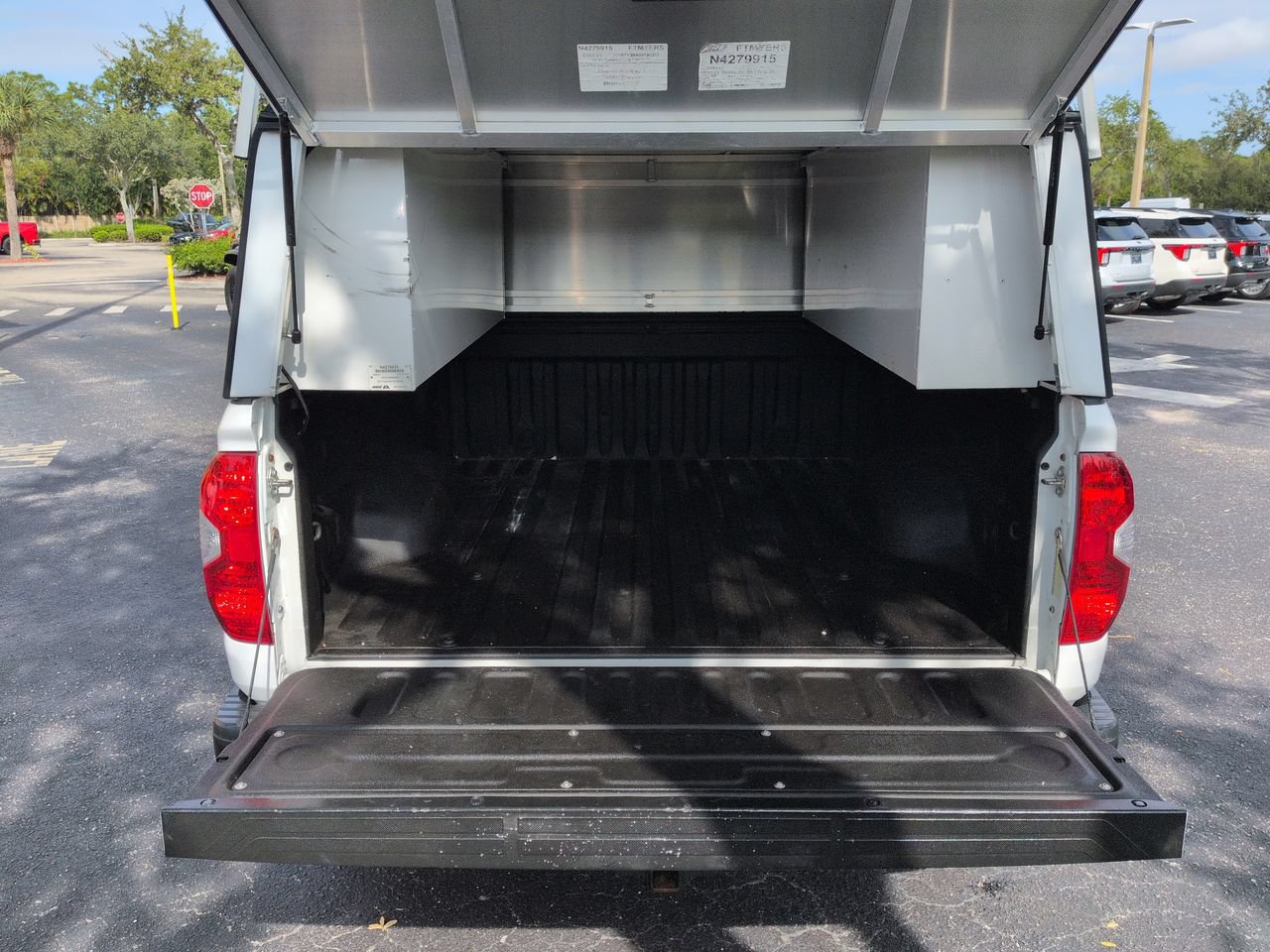 Used 2018 Toyota Tundra SR RWD image 13