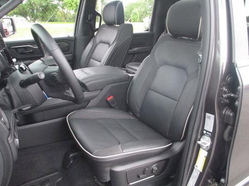 Used 2026 RAM 1500 Limited AWD/4WD image 25