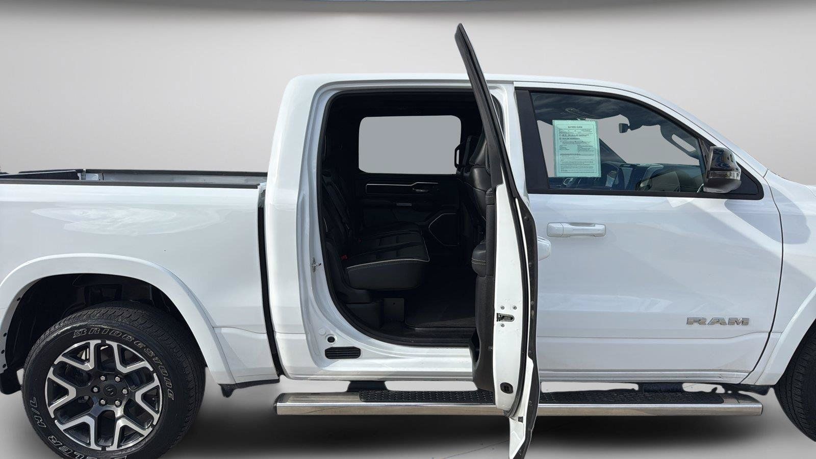 Used 2025 RAM 1500 Laramie w/ Sport Appearance Package AWD/4WD image 26