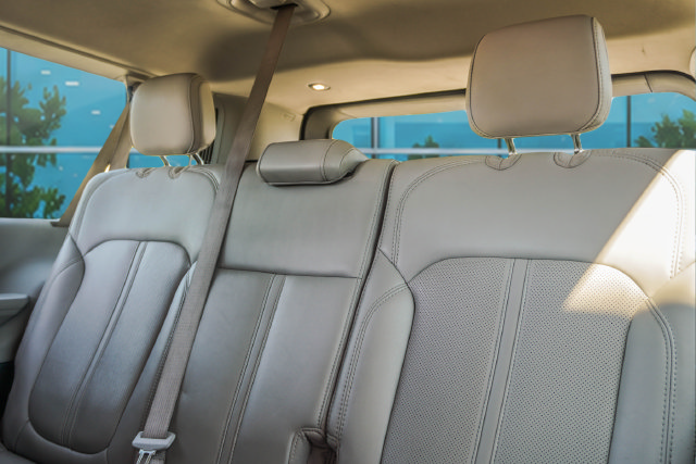 Used 2023 Jeep Wagoneer L Series II RWD image 30