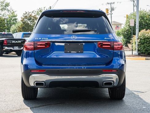 New 2025 Mercedes-Benz GLB 250 GLB 250 image 6