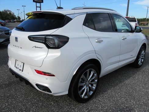 Used 2024 Buick Encore GX Avenir w/ Avenir Technology Package image 7