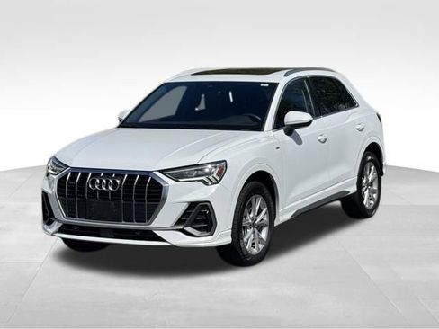 Used 2025 Audi Q3 2.0T Premium AWD/4WD image 3
