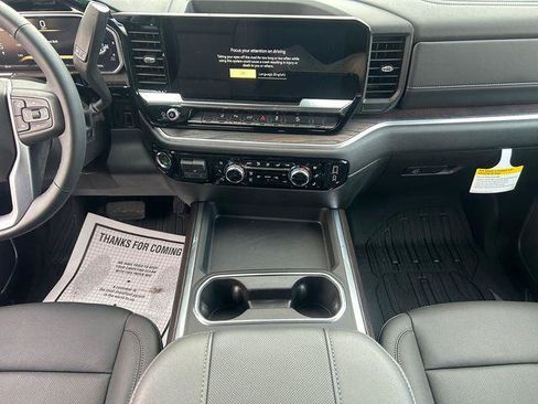 New 2026 GMC Sierra 2500 SLT w/ SLT Premium Package image 11