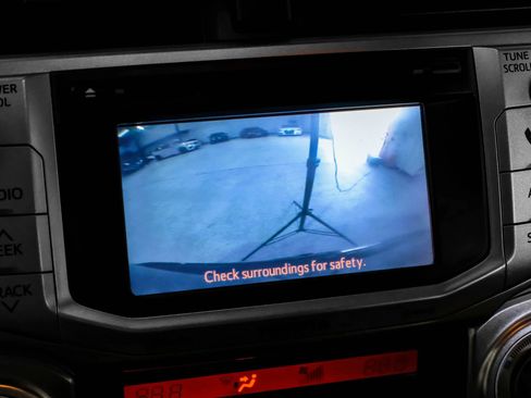 Used 2012 Toyota 4Runner Limited image 30