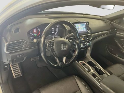 Used 2020 Honda Accord Sport image 9