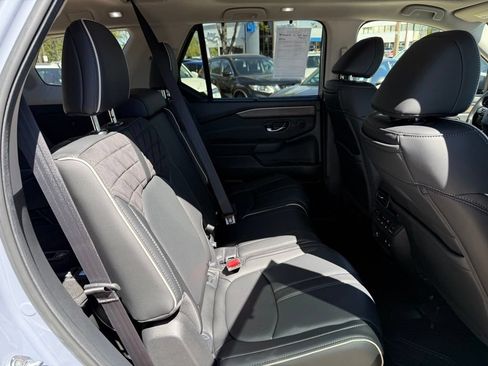 Used 2026 Honda Pilot Elite image 17