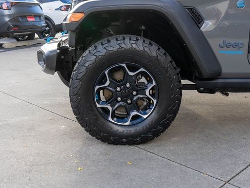 Used 2022 Jeep Wrangler Unlimited Rubicon 4xe w/ Cold Weather Group image 27