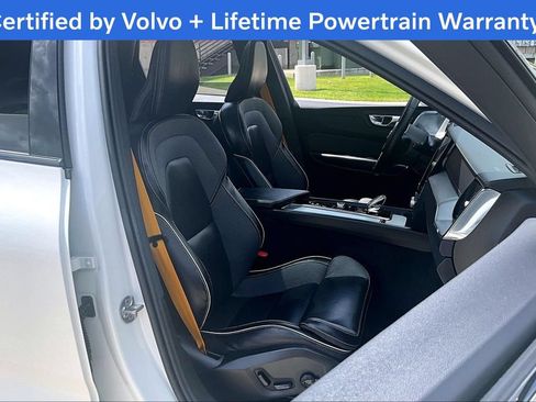 Used 2025 Volvo XC60 T8 Polestar AWD/4WD image 10
