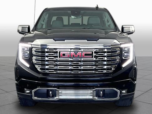 Certified 2023 GMC Sierra 1500 Denali w/ Technology Package AWD/4WD image 4