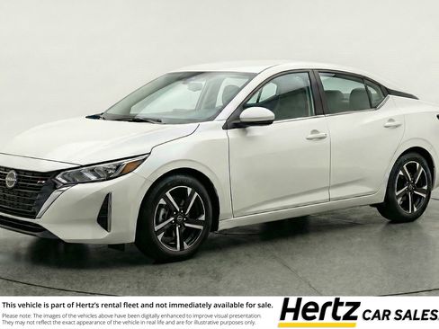 Used 2025 Nissan Sentra SV image 1