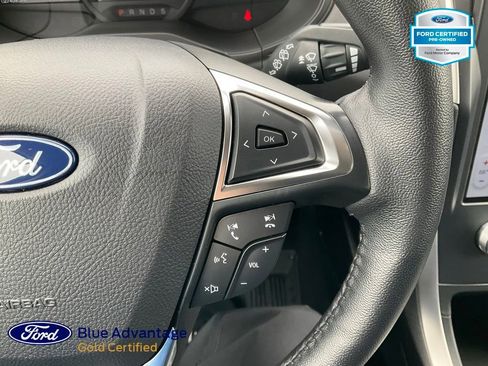 Used 2024 Ford Edge SEL w/ Convenience Package AWD/4WD image 9