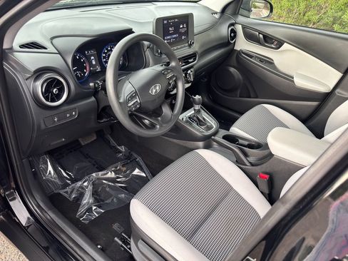 Used 2023 Hyundai Kona SE AWD/4WD image 14