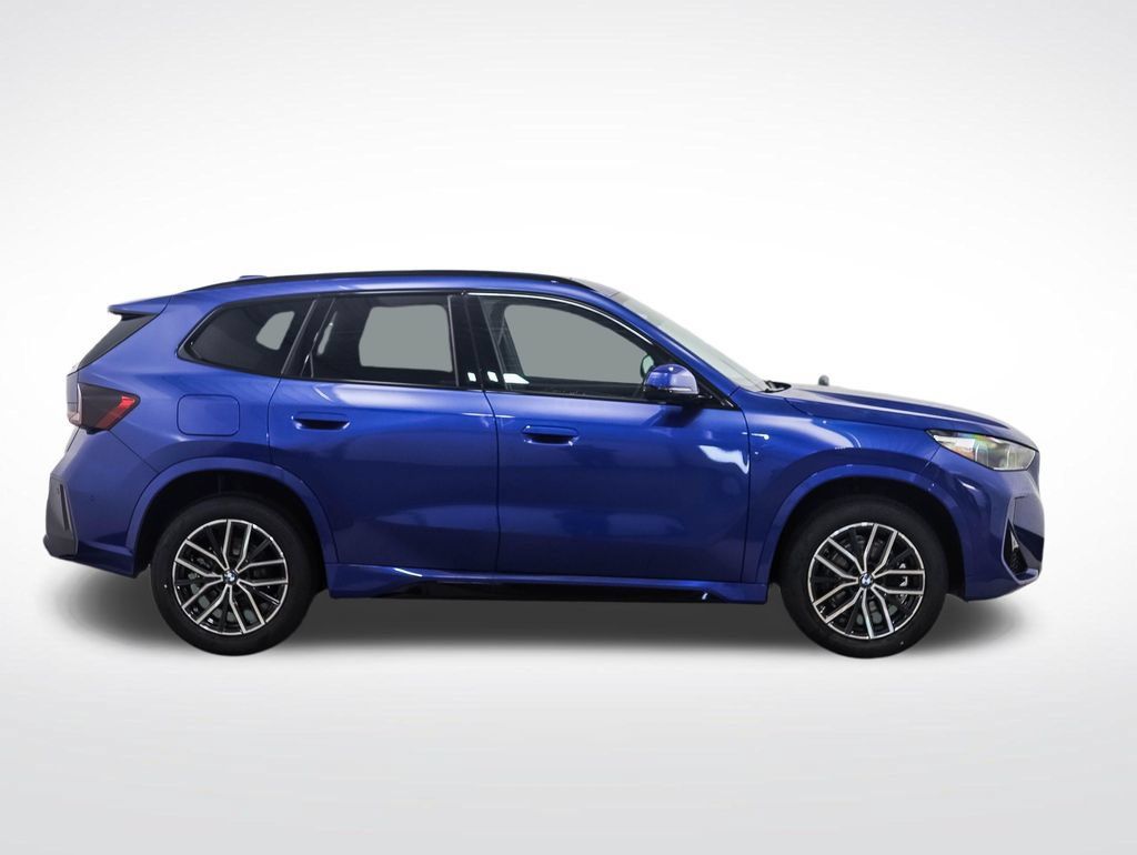 Used 2026 BMW X1 xDrive28i w/ Technology Package AWD/4WD image 6