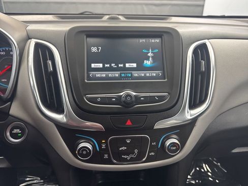 Used 2018 Chevrolet Equinox LS image 22