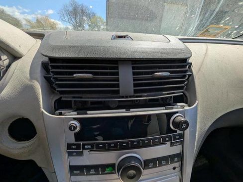 Used 2012 Chevrolet Malibu LS FWD image 35