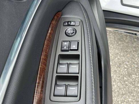 Used 2020 Acura MDX SH-AWD image 14