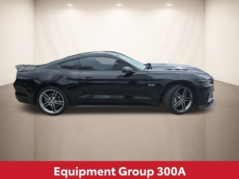Used 2016 Ford Mustang GT image 4