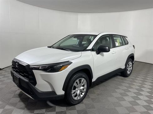 New 2026 Toyota Corolla Cross L image 3