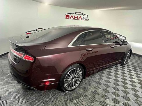 Used 2013 Lincoln MKZ image 7