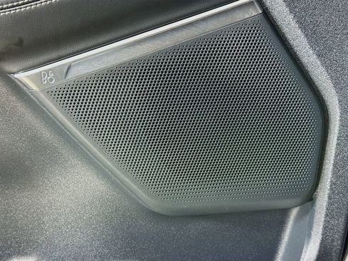 Used 2025 Ford Expedition Platinum image 21