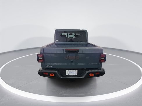 Used 2025 Jeep Gladiator Mojave w/ Convenience Group image 7