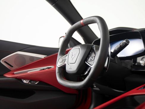 Used 2021 Chevrolet Corvette Stingray Preferred Cpe w/ Engine Appearance Package RWD image 41