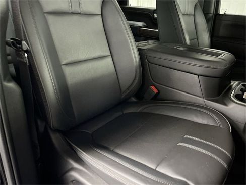 Used 2022 Chevrolet Silverado 2500 High Country image 28