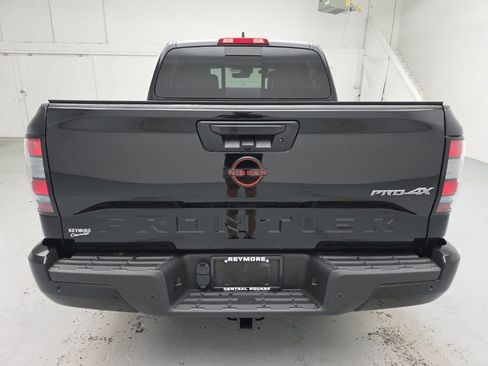 Used 2023 Nissan Frontier PRO-4X w/ Pro-4X Premium Package AWD/4WD image 7