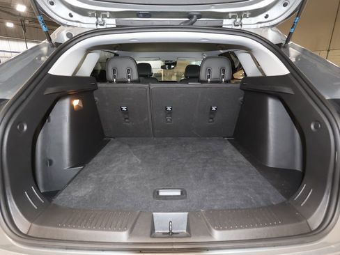 Certified 2025 Chevrolet Trax LT image 24