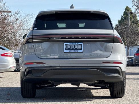 New 2026 Lincoln Nautilus Premier w/ Equipment Group 102A AWD/4WD image 5