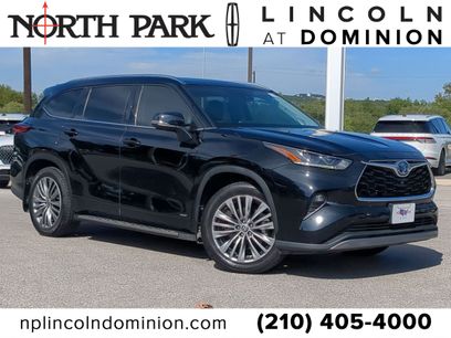Used 2022 Toyota Highlander Platinum