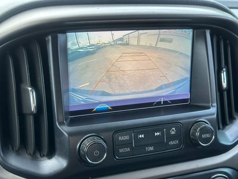 Used 2018 Chevrolet Colorado Z71 AWD/4WD image 26