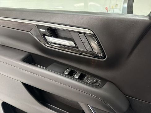 Certified 2025 Chevrolet Tahoe 4WD image 22