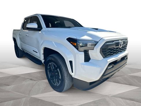 Used 2024 Toyota Tacoma TRD Sport RWD image 2