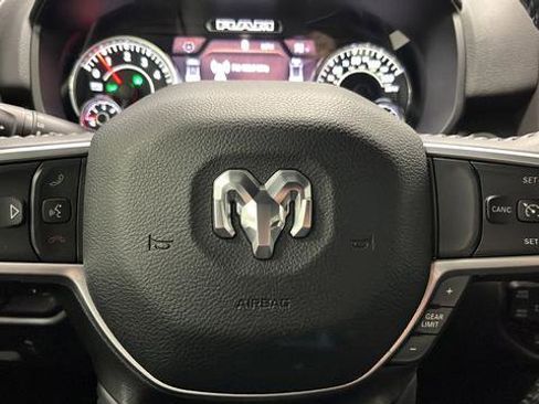 Used 2023 RAM 1500 Big Horn AWD/4WD image 15