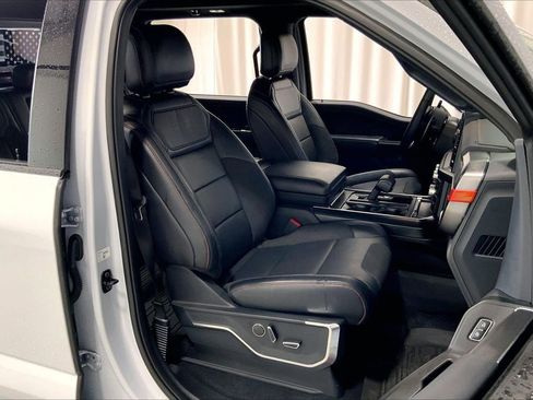 Used 2025 Ford F150 Raptor AWD/4WD image 16