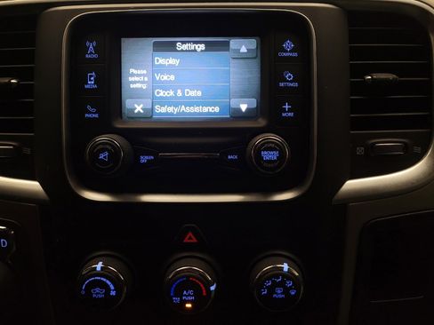 Used 2018 RAM 1500 Classic SLT AWD/4WD image 25