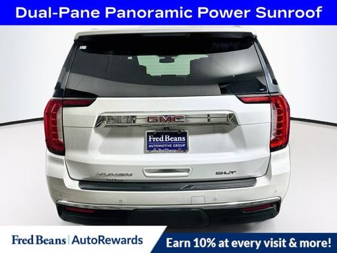 Used 2021 GMC Yukon SLT w/ SLT Premium Package AWD/4WD image 7